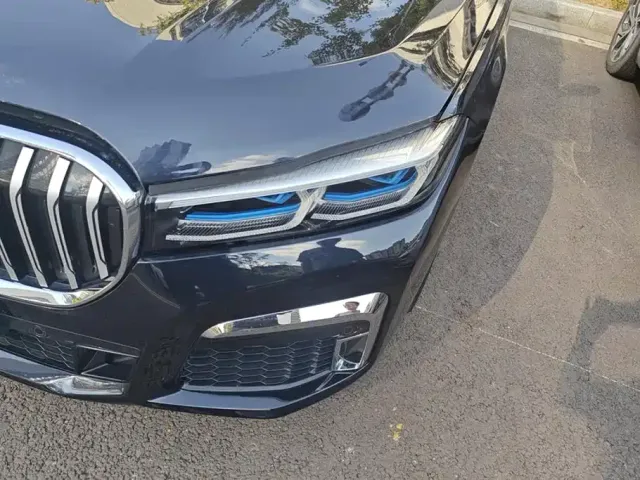 BMW 7 Series — Фото автомобиля 5