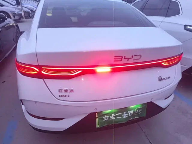 BYD Qin PLUS — Фото автомобиля 5