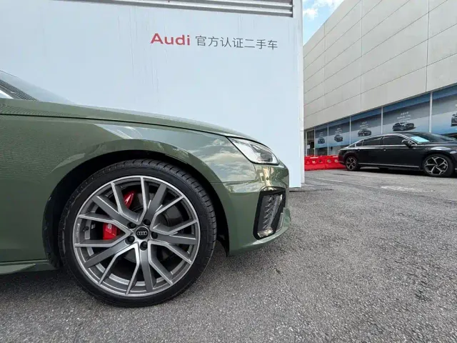 Audi S4 — Фото автомобиля 17