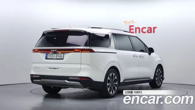 Kia Canival Carnival 4 поколение Дизель 9 мест Signature — Фото автомобиля 2