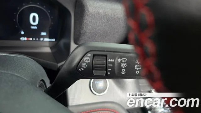 Ford Explorer 6th Gen — Фото автомобиля 28