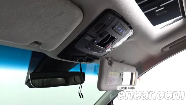 Hyundai Staria Staria 4WD Lounge 9 мест — Фото автомобиля 16