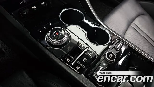 Kia K5 Generation 3 — Фото автомобиля 9