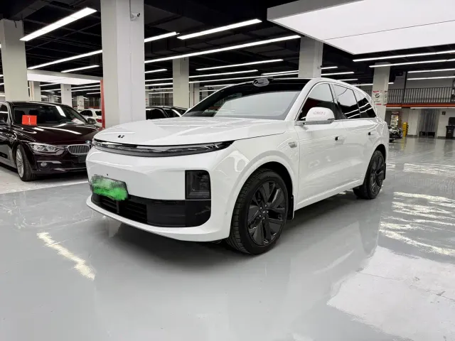 Фотография автомобиля — Li Auto L6