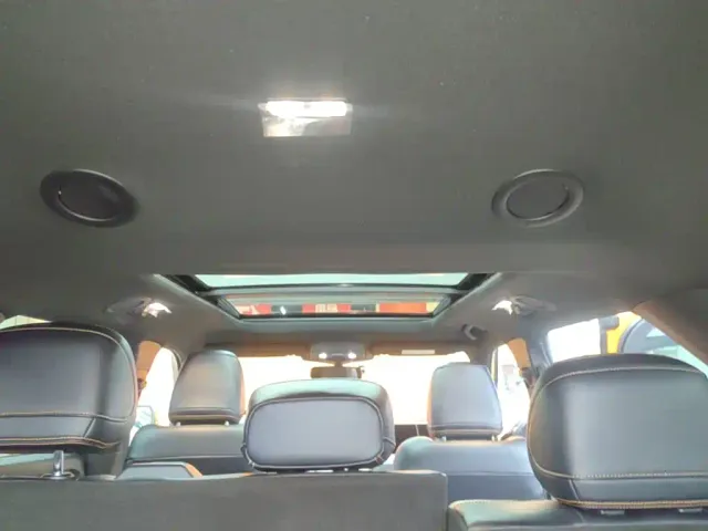 Ford Explorer — Фото автомобиля 17
