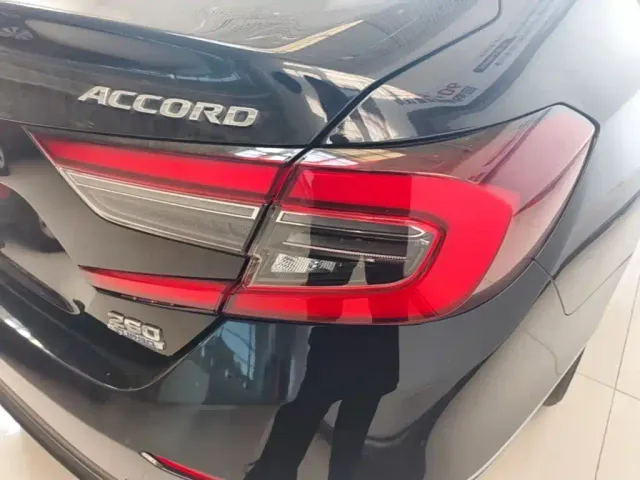 Honda Accord — Фото автомобиля 7