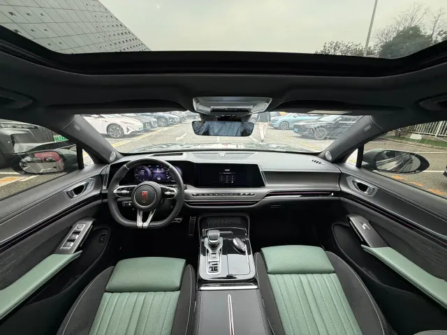 Hongqi H9 — Фото автомобиля 13