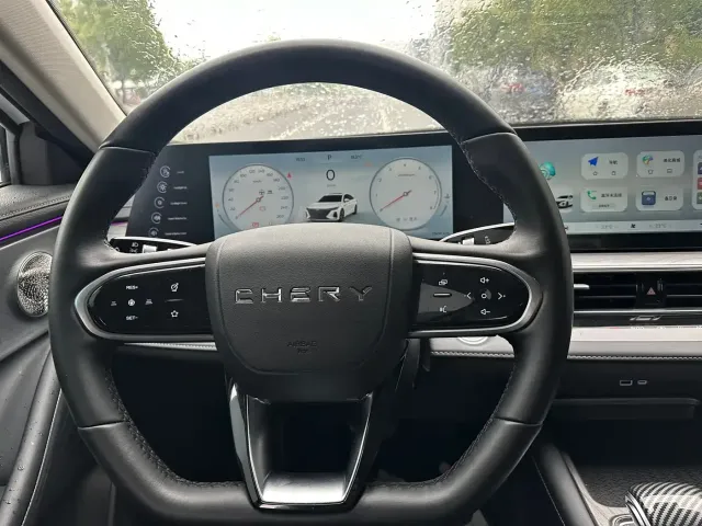 Chery Arrizo 8 — Фото автомобиля 9