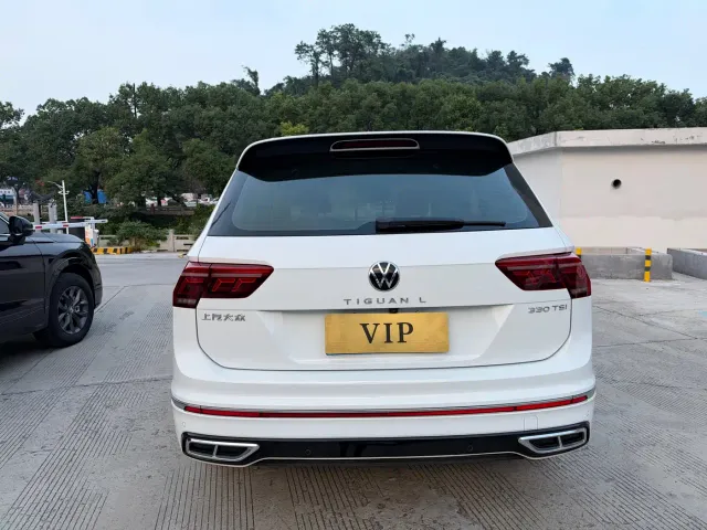 Volkswagen Tiguan L — Фото автомобиля 8