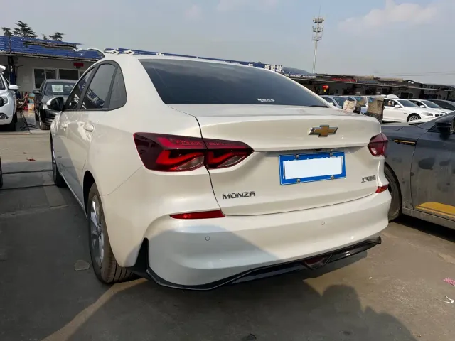 Chevrolet Monza — Фото автомобиля 18