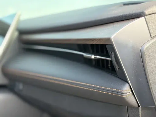 Toyota Avalon — Фото автомобиля 20