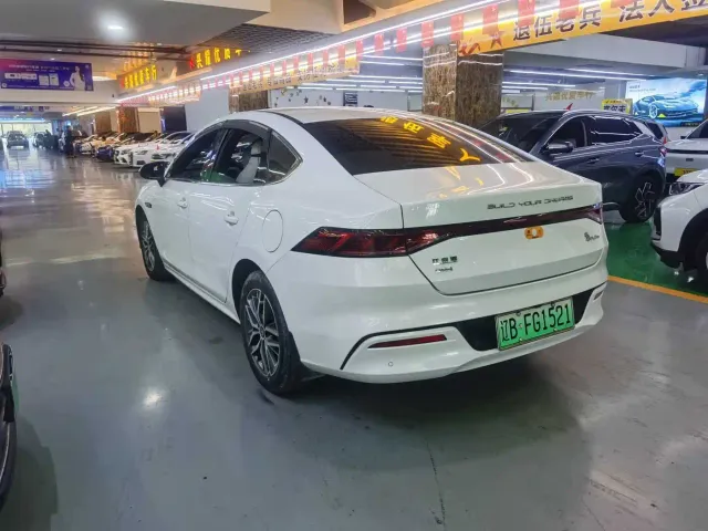 BYD Qin PLUS — Фото автомобиля 9