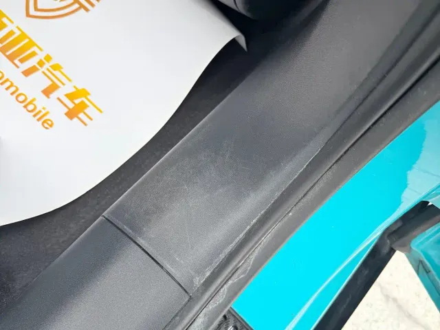 Xiaomi SU7 — Фото автомобиля 12