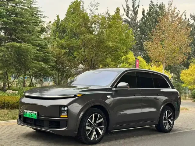 Фотография автомобиля — Li Auto L8
