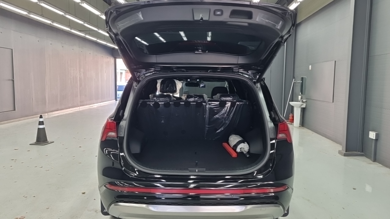 Hyundai Santa Fe — Фото автомобиля 11