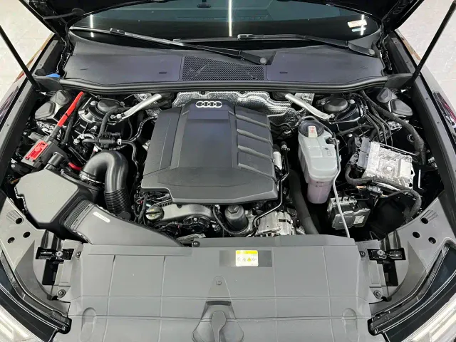 Audi A6L — Фото автомобиля 11