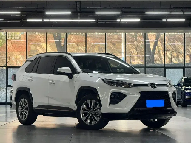 Toyota Wildlander — Фото автомобиля 3