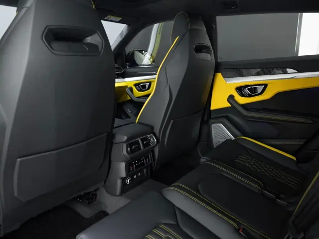 Lamborghini Urus — Фото автомобиля 12