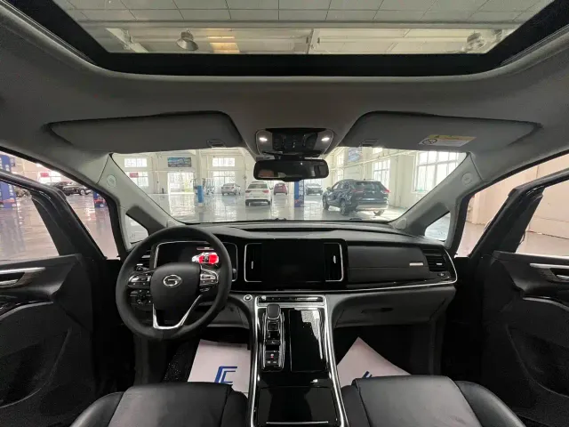 GAC Trumpchi M8 — Фото автомобиля 10