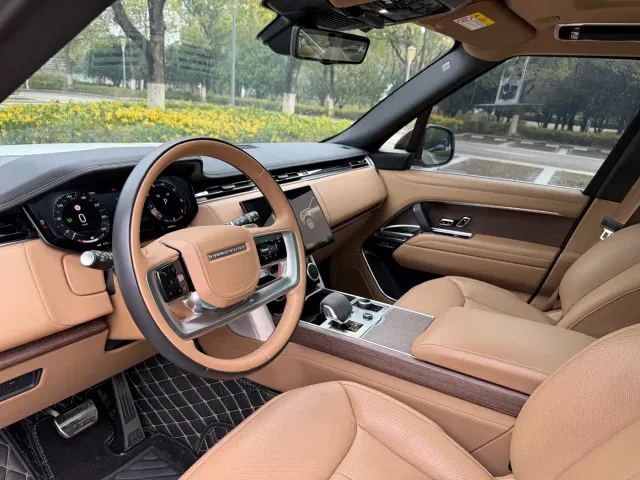 Land Rover Range Rover — Фото автомобиля 4