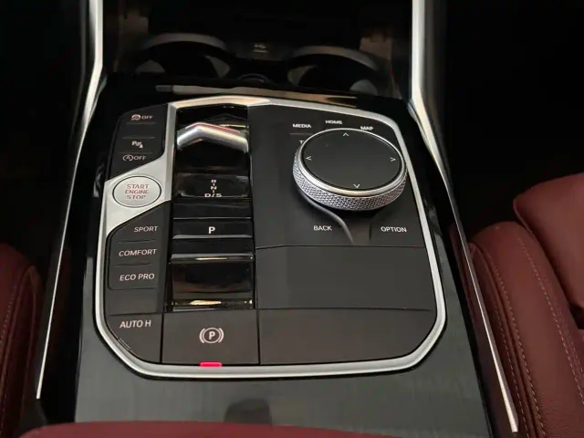 BMW 3 Series — Фото автомобиля 13