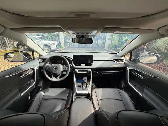 Toyota RAV4 Rongfang Dual Engine E+ — Фото автомобиля 5