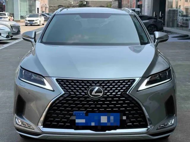 Lexus RX — Фото автомобиля 2