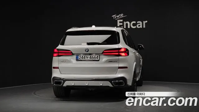 BMW X5 — Фото автомобиля 4