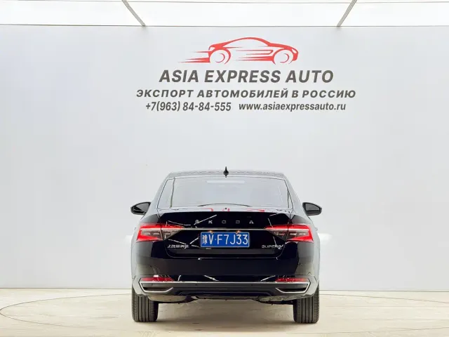 Skoda Superb — Фото автомобиля 5