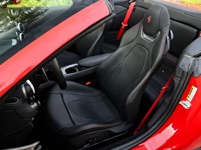 Ferrari Portofino 2021 Model 3.9T M — Фото автомобиля 8