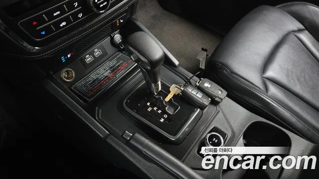 KG_Mobility_Ssangyong Rexton Новый Rexton Sport Khan Дизель 2.2 4WD — Фото автомобиля 9