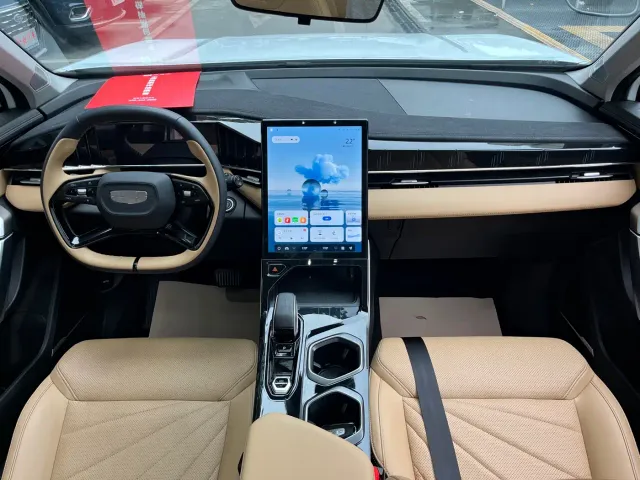 Geely Boyue L — Фото автомобиля 11