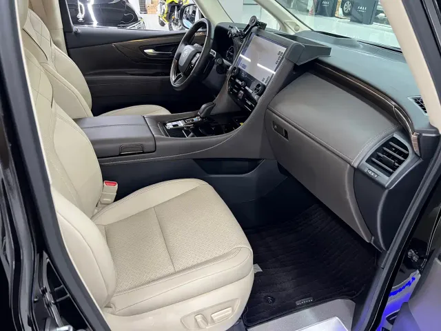 Toyota Alphard — Фото автомобиля 19