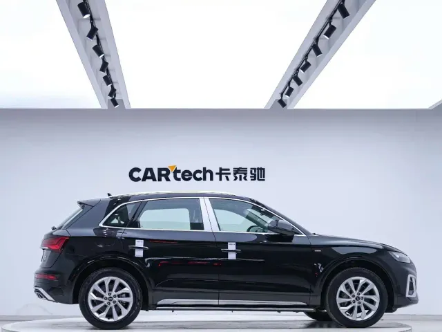 Audi Q5L — Фото автомобиля 3