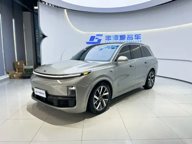 Фотография автомобиля — Li Auto L8