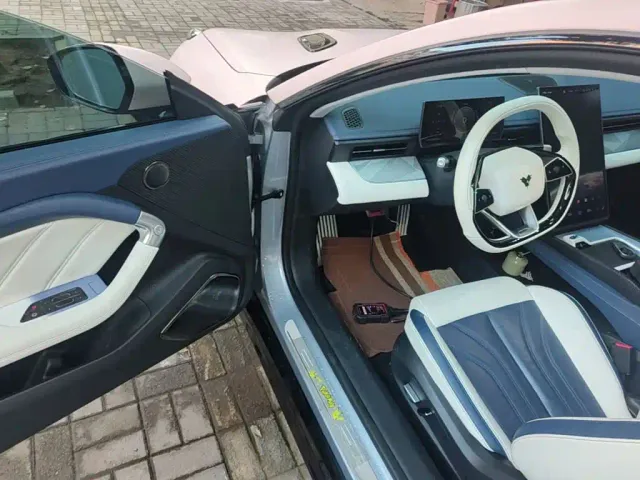Hozon Neta GT — Фото автомобиля 15