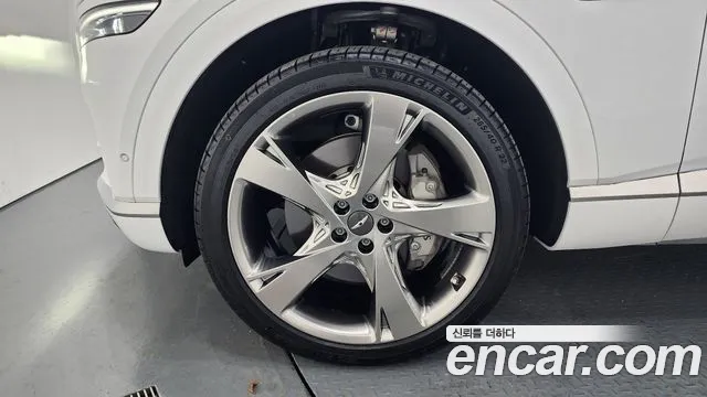 Genesis GV80 2.5T Бензин AWD — Фото автомобиля 5
