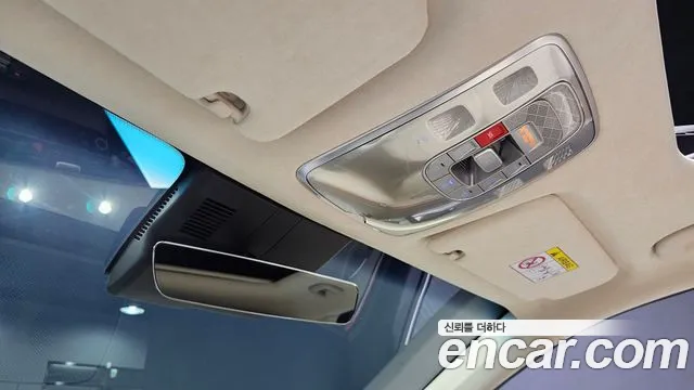 Genesis GV70 — Фото автомобиля 26