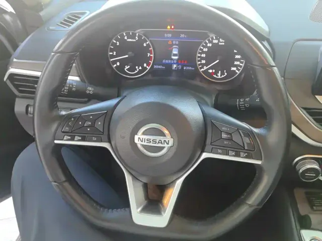 Nissan Teana — Фото автомобиля 14