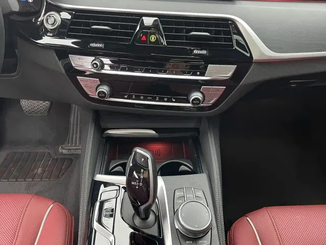 BMW 5 Series — Фото автомобиля 7