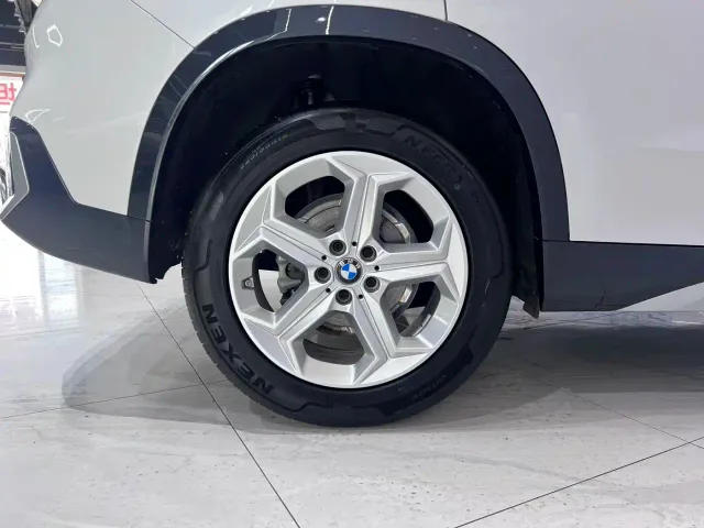 BMW X1 — Фото автомобиля 20