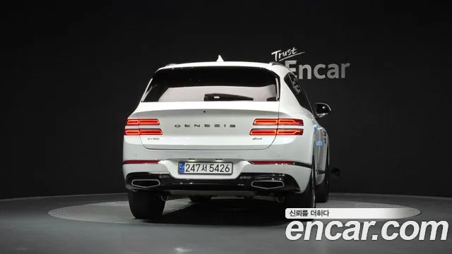 Genesis GV80 2.5T Бензин AWD — Фото автомобиля 4
