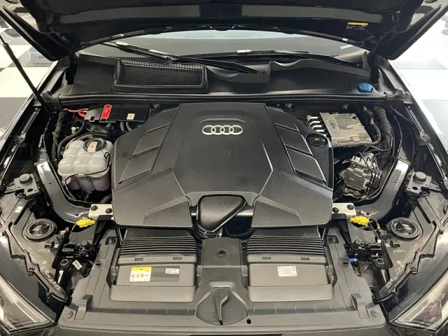 Audi Q7 — Фото автомобиля 12