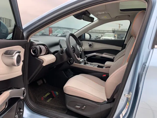 BYD Yuan PLUS — Фото автомобиля 7