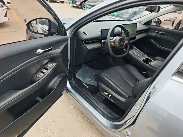 Baojun Yunhai — Фото автомобиля 15