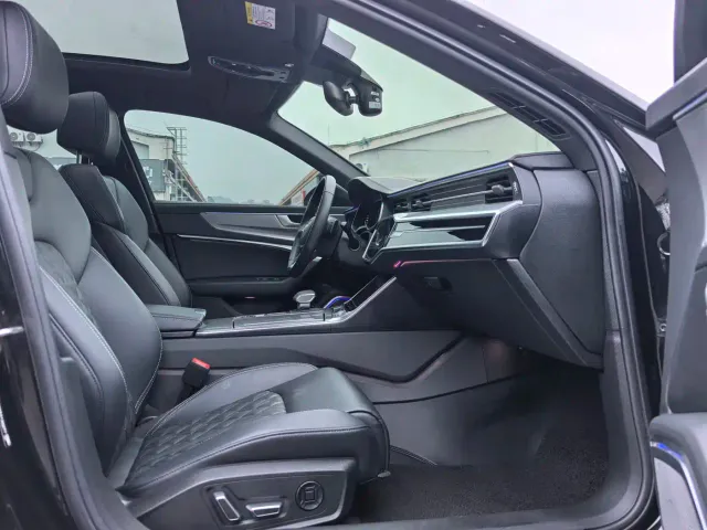 Audi A6L — Фото автомобиля 9