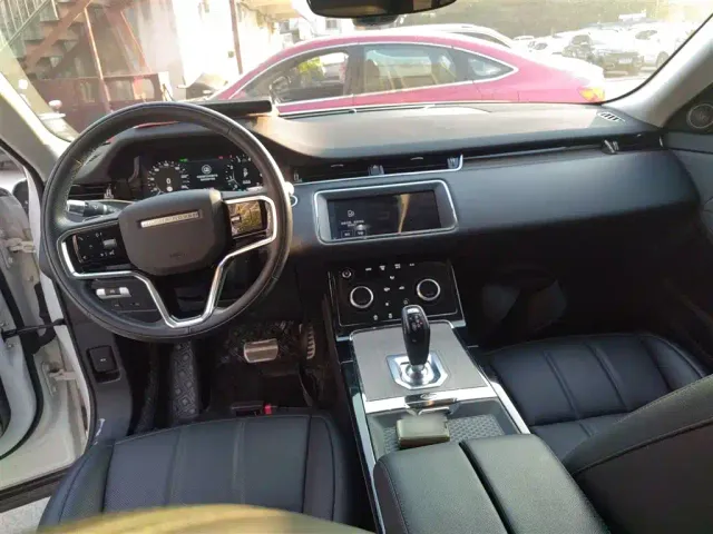Land Rover Range Rover Evoque — Фото автомобиля 6