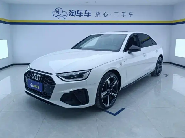Фотография автомобиля — Audi A4L