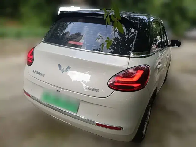 Wuling Bingo — Фото автомобиля 9