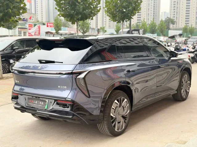 Hongqi Tian Gong 08 — Фото автомобиля 10